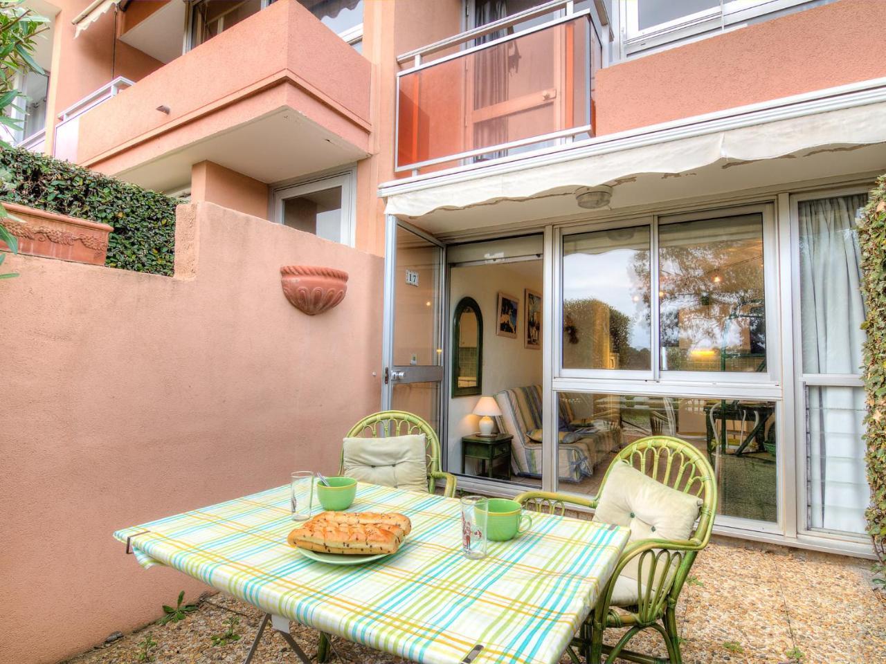 Apartment Les Jardins De La Mer-2 By Interhome Cavalaire-sur-Mer Eksteriør billede