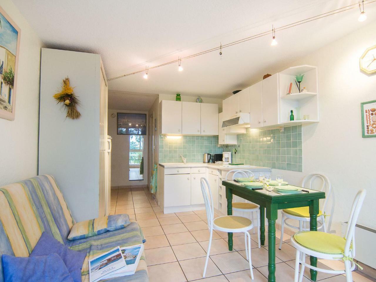 Apartment Les Jardins De La Mer-2 By Interhome Cavalaire-sur-Mer Eksteriør billede
